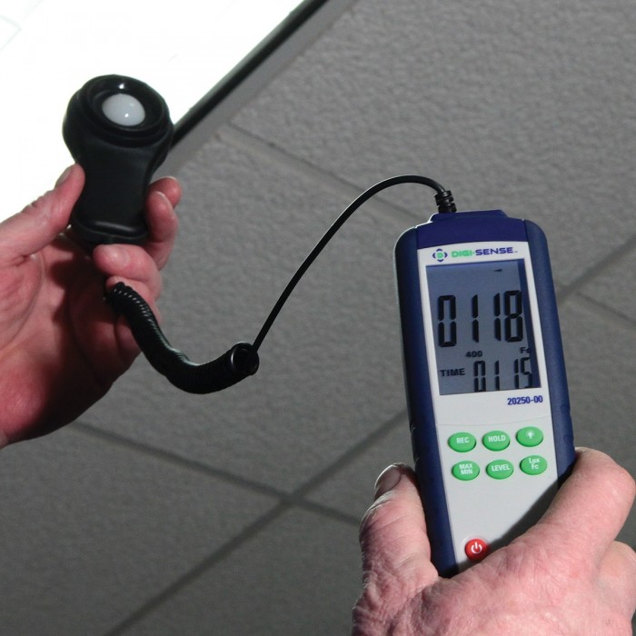 Digi-Sense 20250-00 Data Logging Light Meter w/NIST Calibration