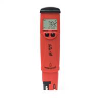 pH/Temperature Tester with 0.01 pH Resolution - pHep<sup>&reg;</sup>5
